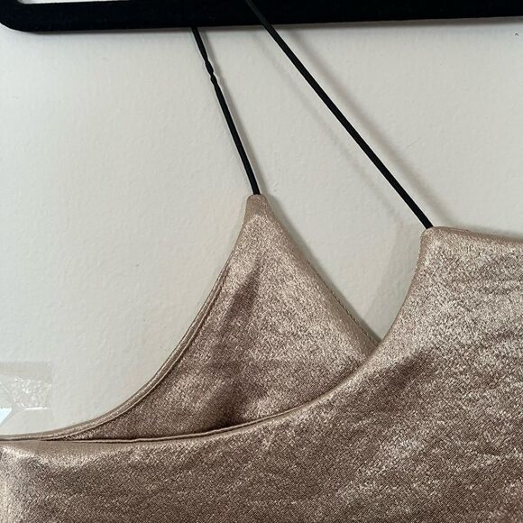 Lumiere gold toned thin straps blouse, great condition, size Medium - Picture 6 of 7